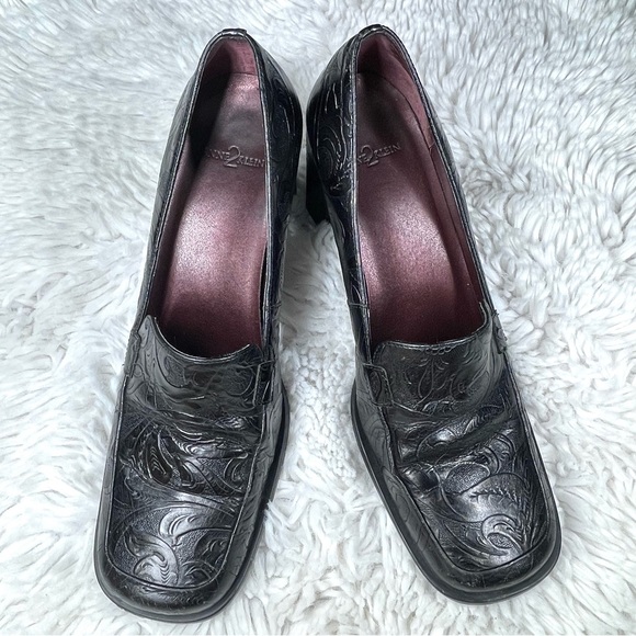 Anne Klein 2 Embossed Leather Pumps Black Brown Heels Square Toe Women size 7.5 - Picture 5 of 12